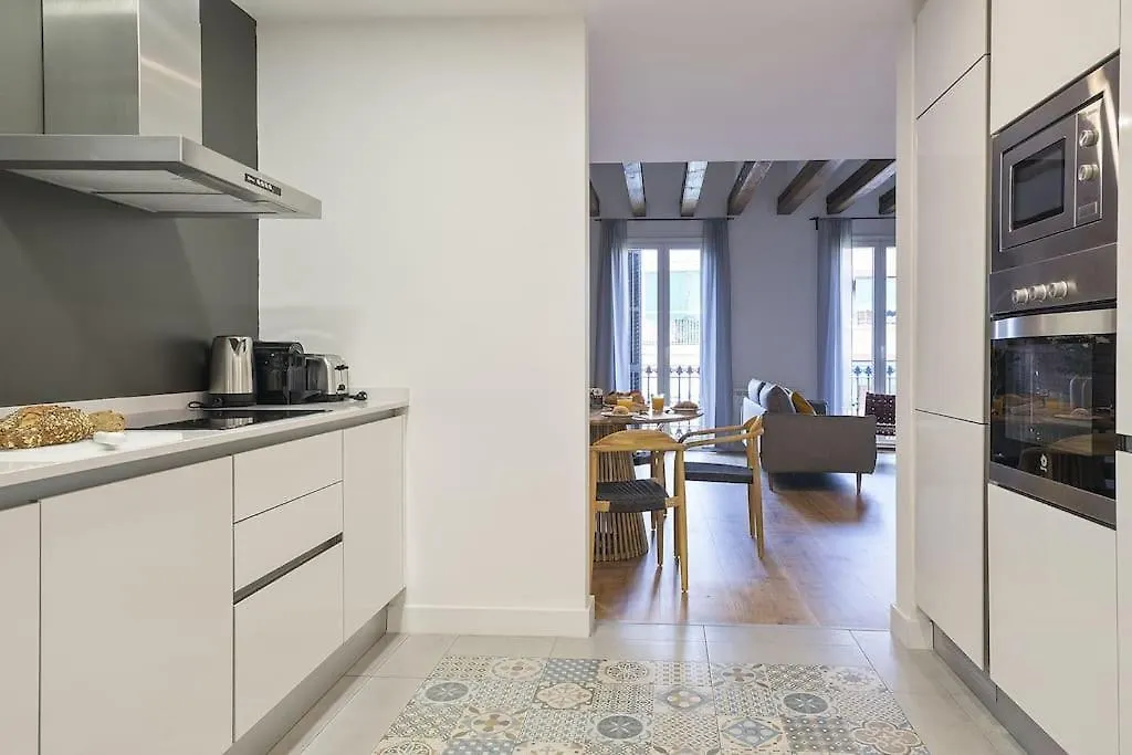 Canela Homes Barcelona Style Apartment